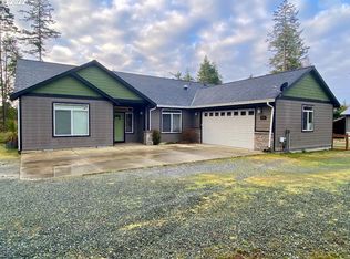 55402 Bates Rd, Bandon, OR 97411