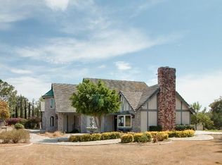 16611 Canyon View Dr, Riverside, CA 92504