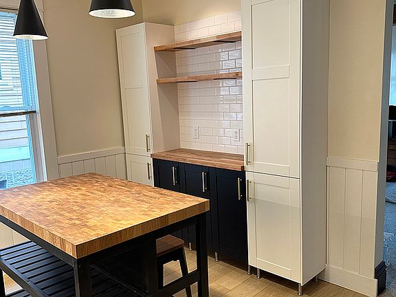 4th image of 1427 Williamson St #1