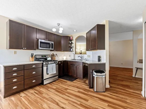 5052 Bressler Dr, Hilliard, OH 43026