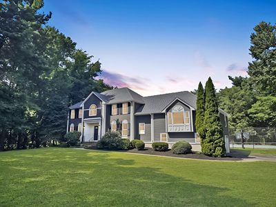 261 River Rd, Andover, MA, 01810