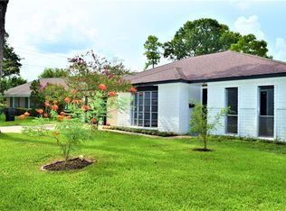 11450 Cliffgate Dr, Houston, TX 77072