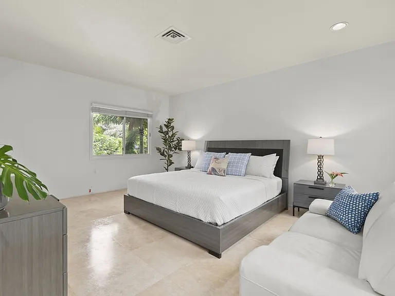 5641 Kalanianaole Hwy — Photo 37