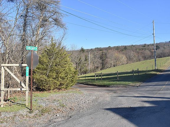 4th image of 337 Swamp Rd