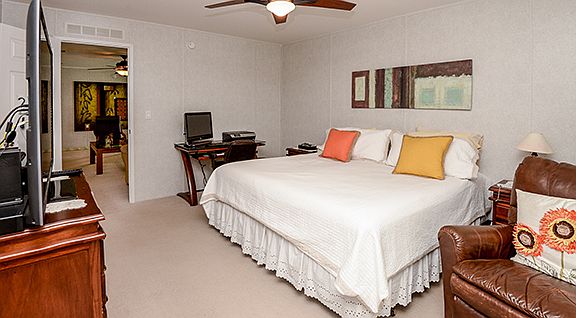 3rd image of 12850 W State Road 84 #25D-OPL