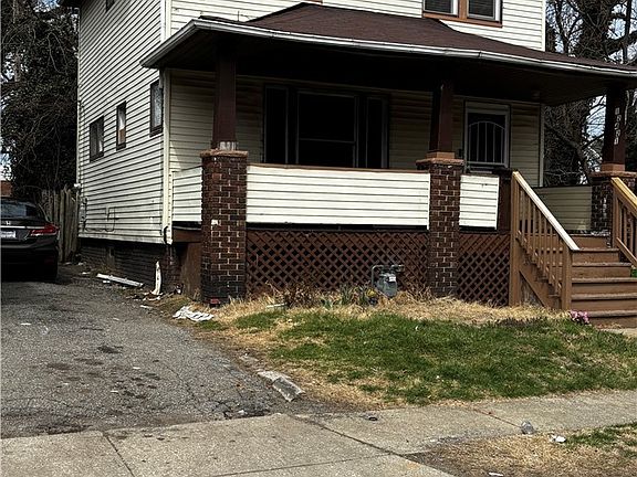 2nd image of 12421 Maple Ave