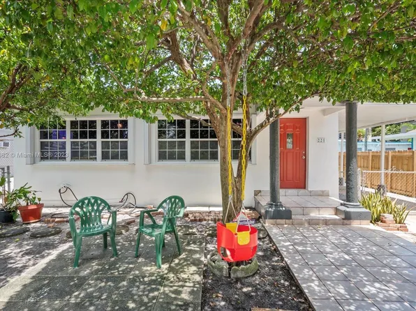 221 SW 14th Ave, Miami, FL 33135