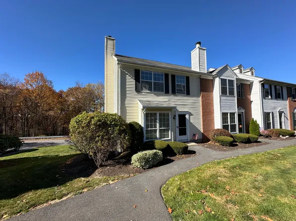 156 Cypress Ct, Torrington, CT 06790