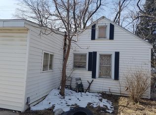 3702 Western Rd, Flint, MI 48506