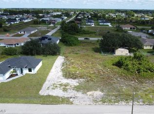 2806 24th St SW, Lehigh Acres, FL 33976