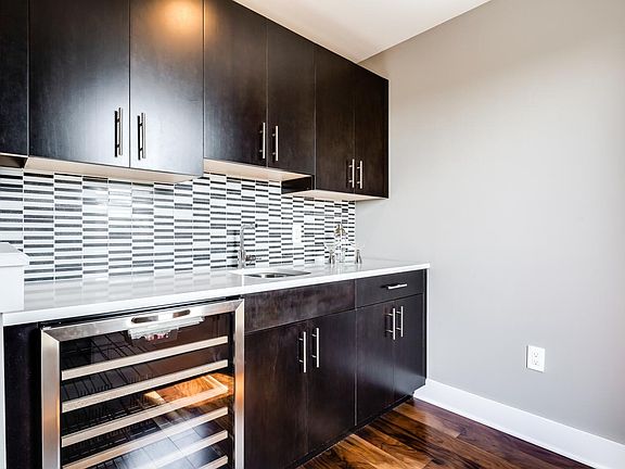 5th image of 740 S Columbus Blvd Unit 1