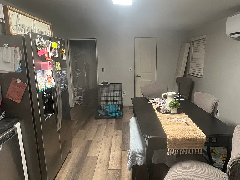 184 Newton Dr SE — Photo 3