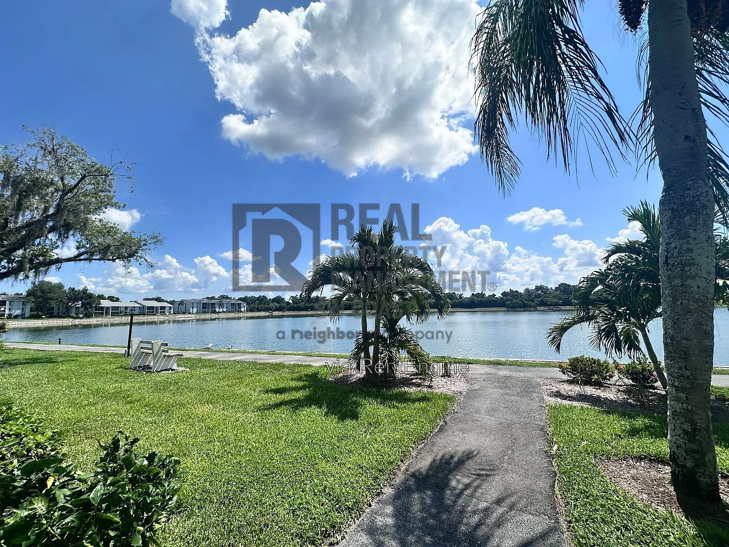 2 bed, 2.0 bath, 988 sqft, $1,400 — Photo 3