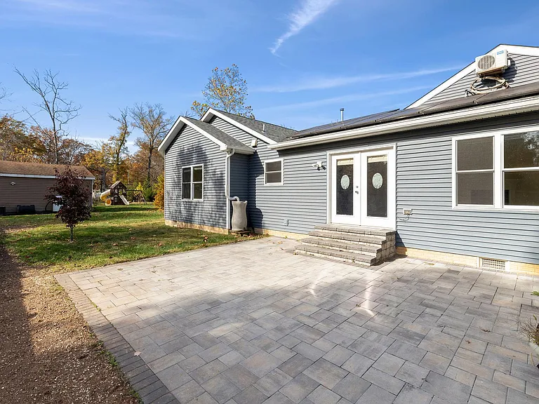 45455 Fellows St — Photo 31