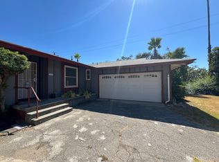 610 Massachusetts Ave, Riverside, CA 92507