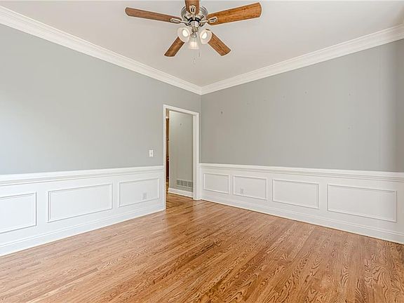 5th image of 1903 Flat Creek Ct NW