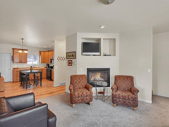 5th image of 500 Deer Valley Dr #1 & 2