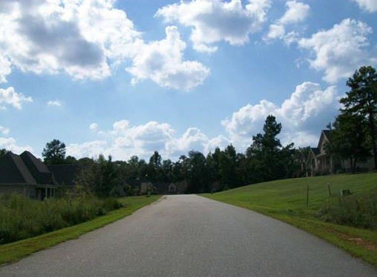 2nd image of 25 Puckett Mill Way