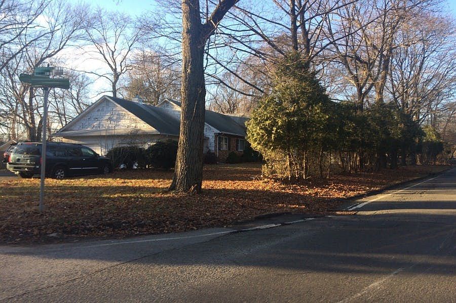 109 Scotland Hill Rd, Chestnut Ridge, NY 10977 Zillow