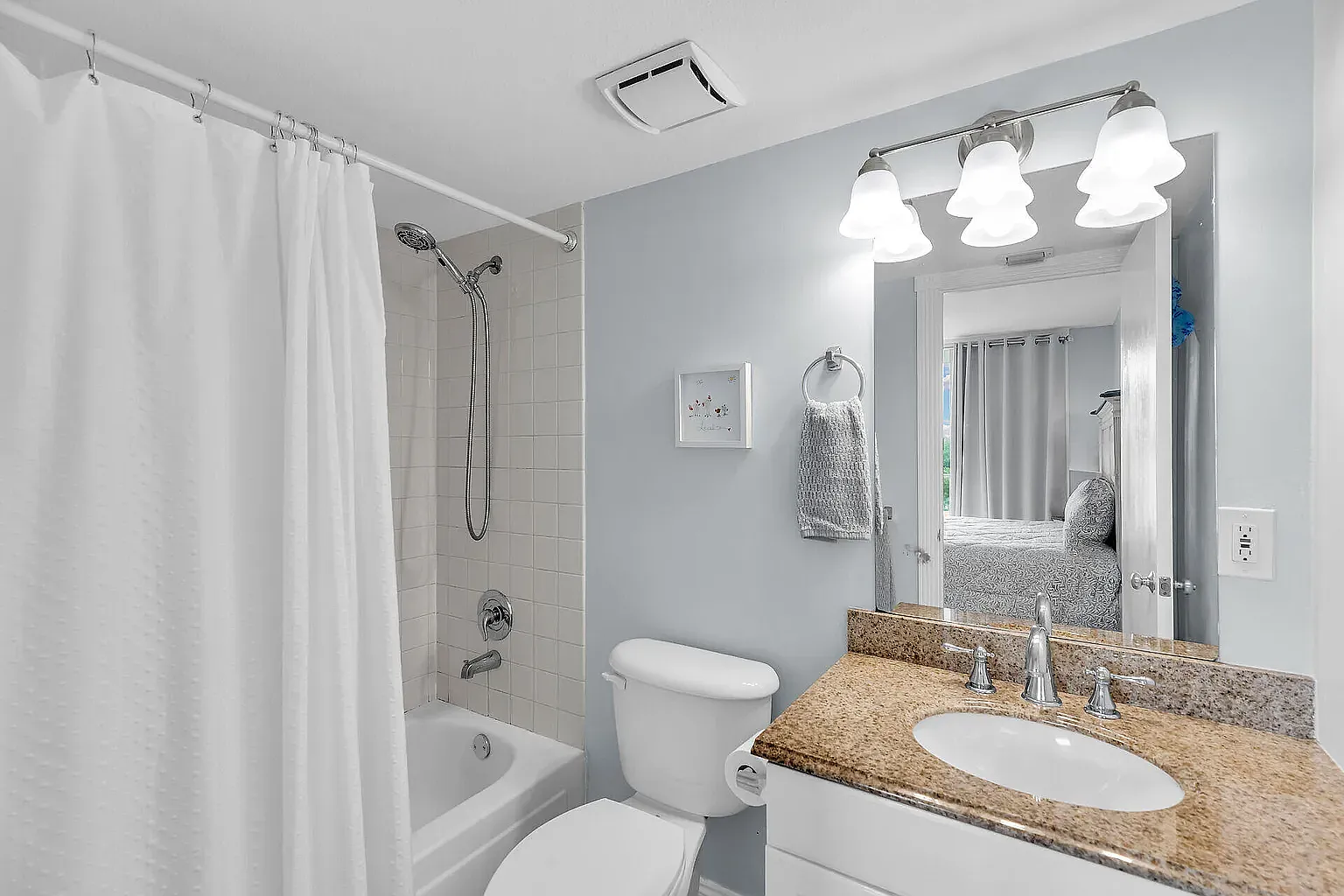 3 bed, 1069 sqft, $1,500 — Photo 1