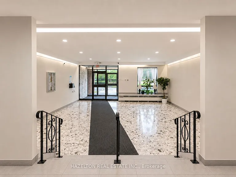 1665 Bloor St E #1001 — Photo 14