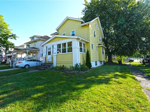 82 Walnut St, Lackawanna, NY 14218