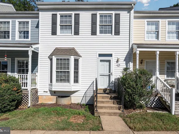 205 Powhatan Ct #100, Stafford, VA 22556