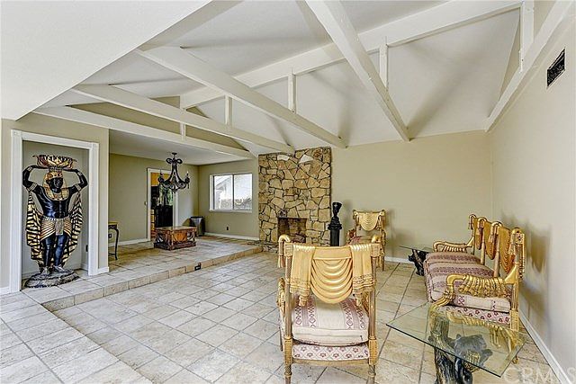 2nd image of 7021 Valentine Dr