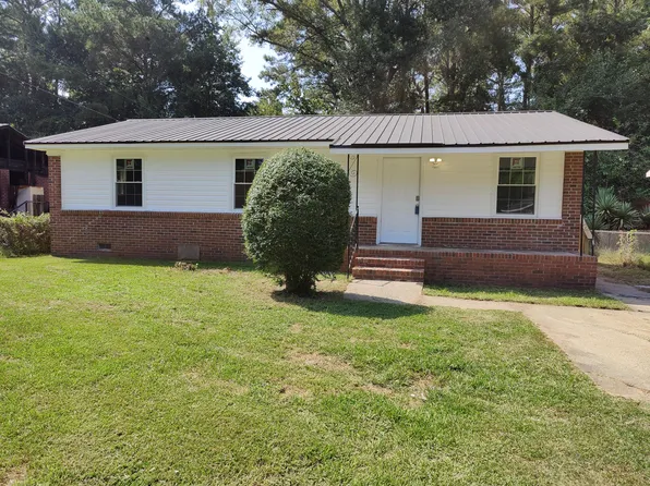 4104 Candlelite Dr, Columbia, SC 29209