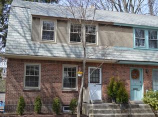 93 Highland Rd, Brookline, MA 02445