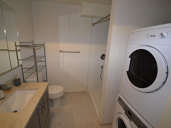 2nd image of 224 23rd Ave E Unit 2