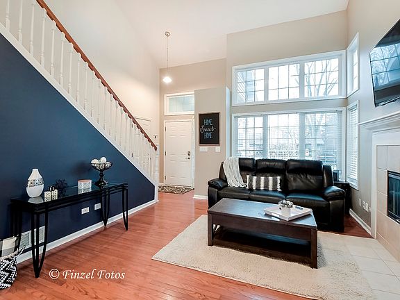3rd image of 36686 N Elizabeth Dr