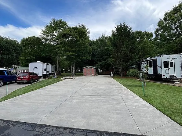 40 Main St, Blairsville, GA 30512