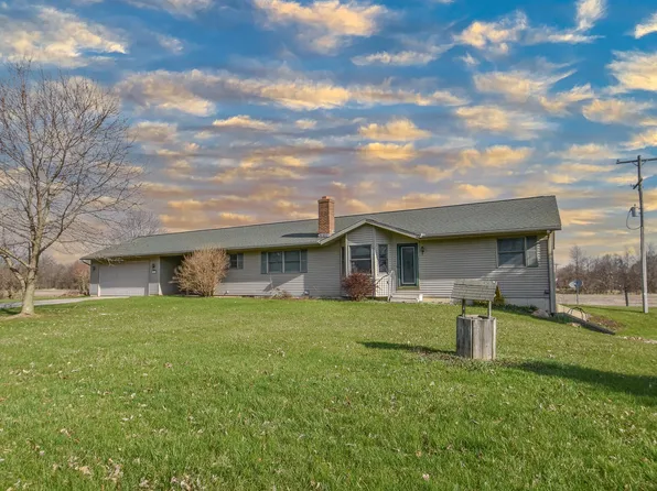 204 W Hatmaker Rd, Coldwater, MI 49036