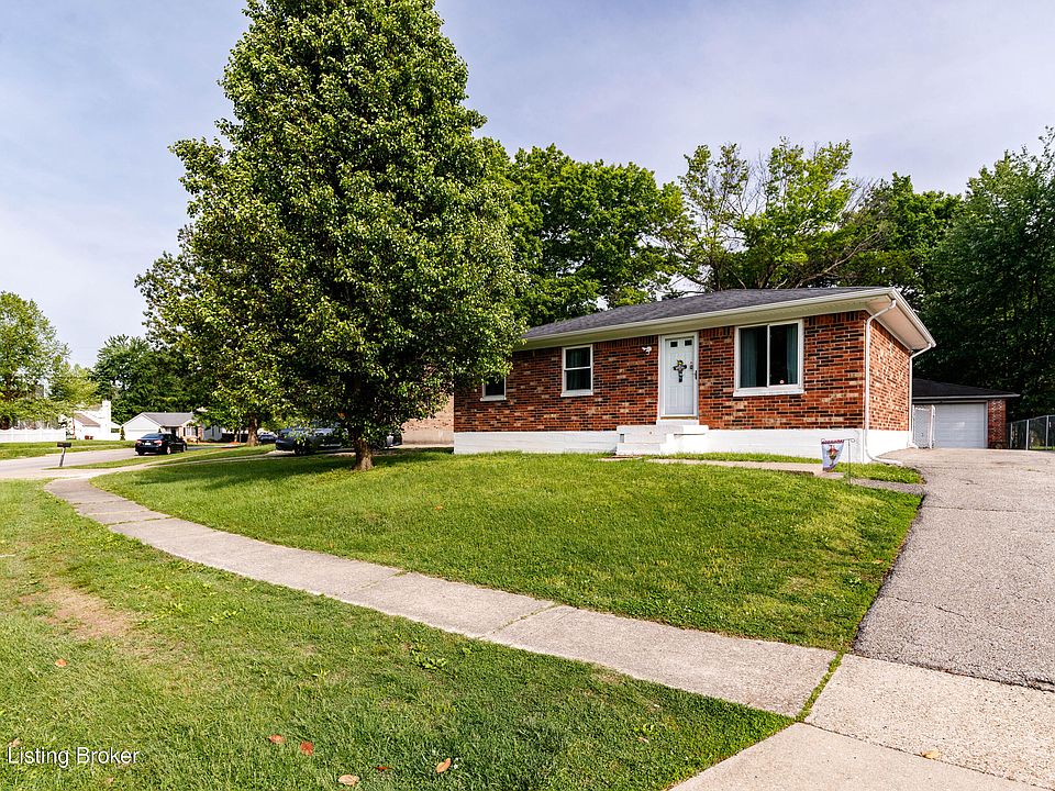 1st image of 5904 Carmelwood Dr