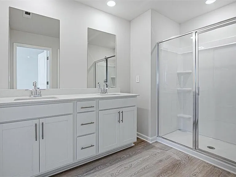 2238 Ashton Dr — Photo 3