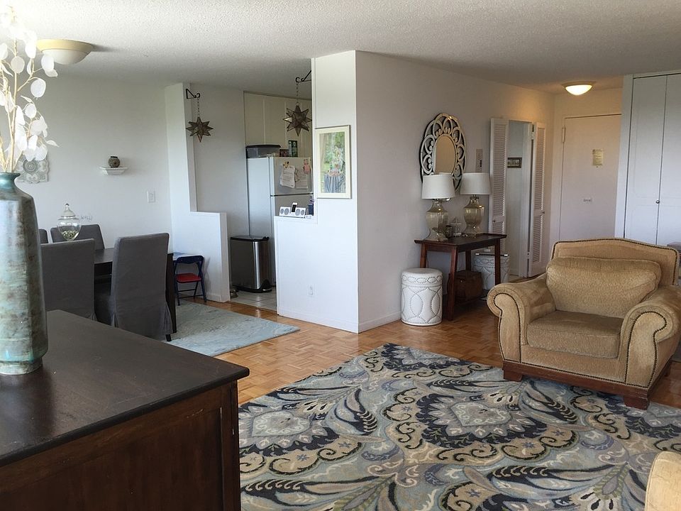 2nd image of 2600 Netherland Ave APT 0421