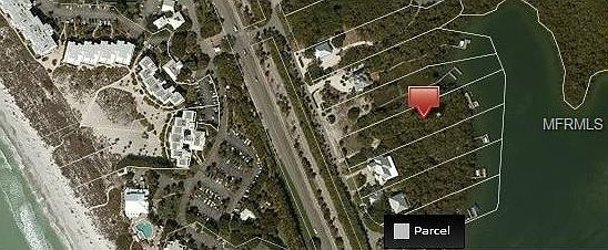 1st image of 24 Grouper Hole Dr
