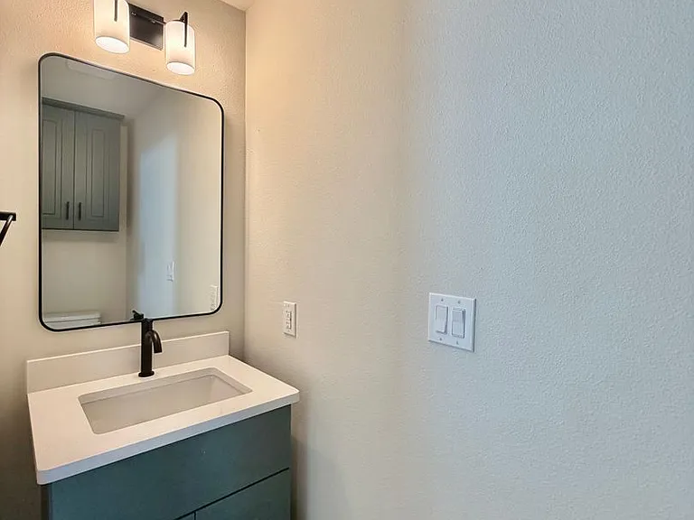 Modern Luxury in San Marcos' Premier Courtyard Community Now Leasing! — Photo 49