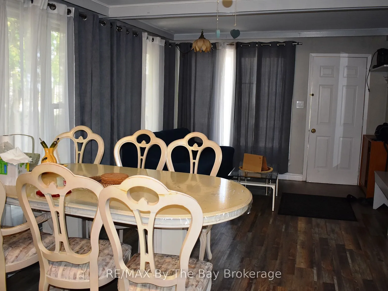 3 bed, $2,600 — Photo 4