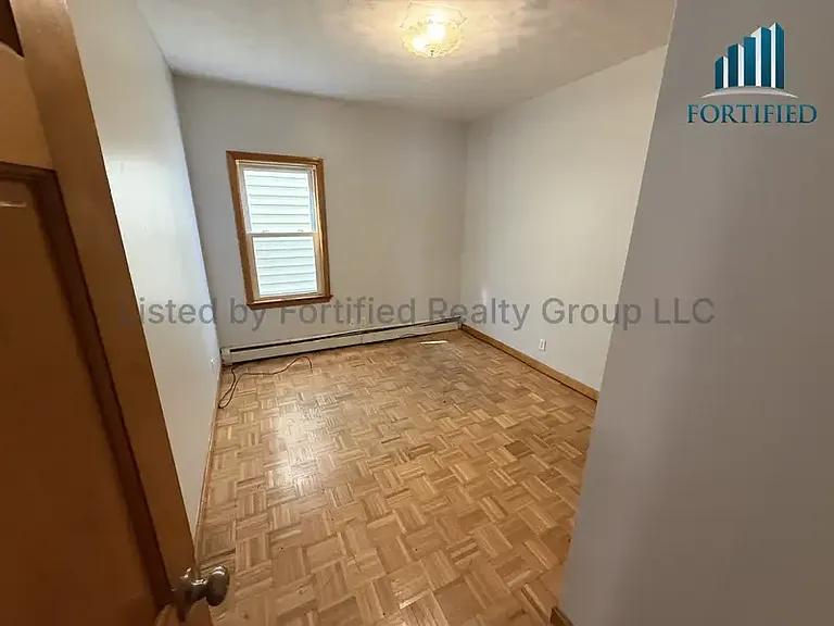 46 Pitman St #2F — Photo 7