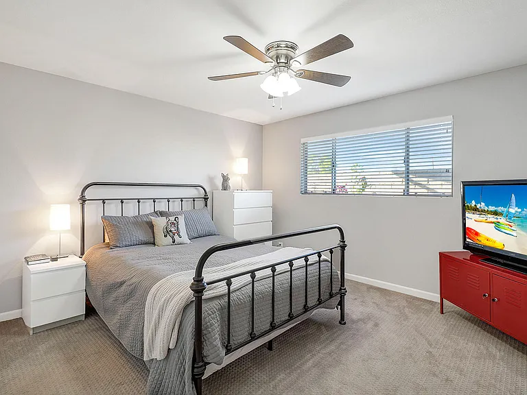 3635 E Turney Ave #14 — Photo 16