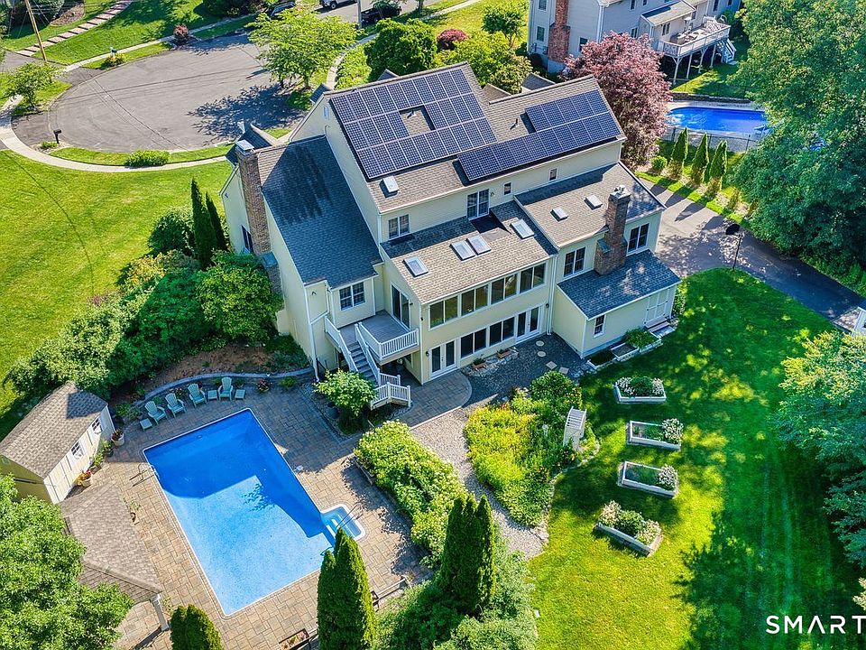 1st image of 65 Arrowwood Place