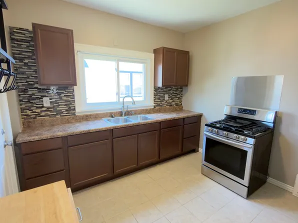 630 Delaware St SE, Grand Rapids, MI 49507