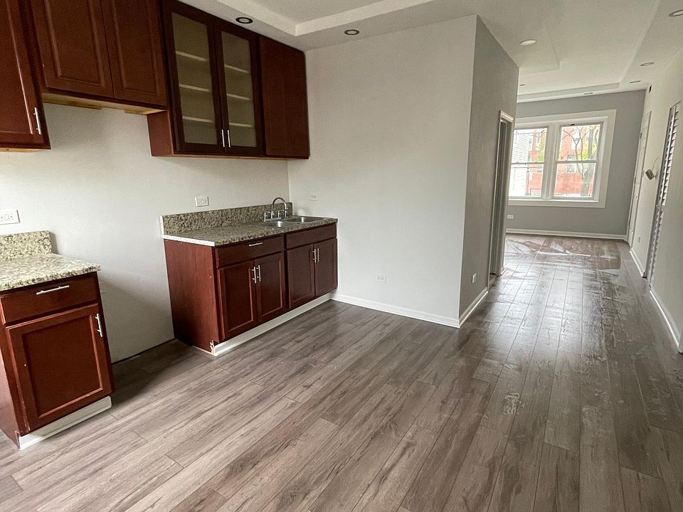 1st image of 4741 S Hoyne Ave #2