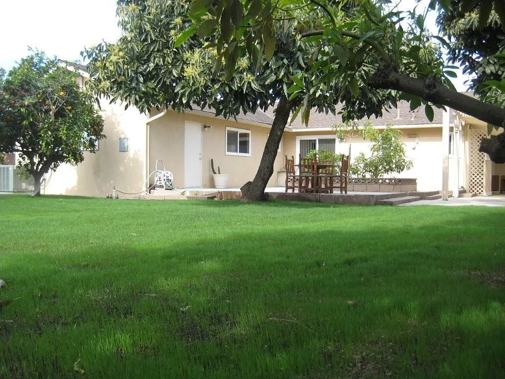 3 bed, 1640 sqft, $4,475 — Photo 3