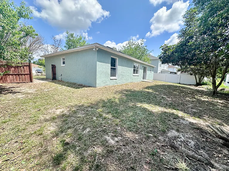8 Flatfish Dr — Photo 3