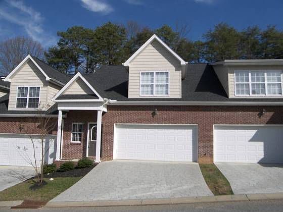 1st image of 741 Yorkland Way