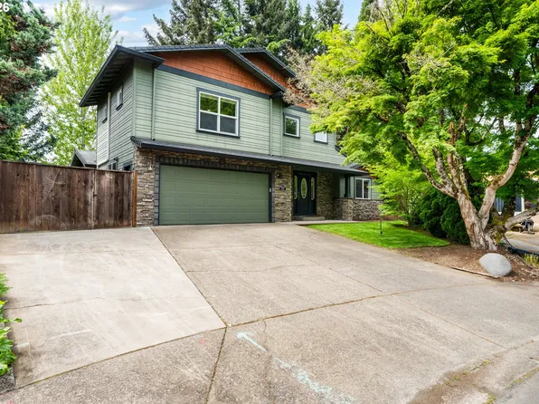 2266 Ironwood St, Eugene, OR 97401