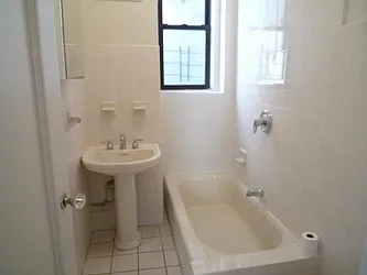 Rented by Raz Realty